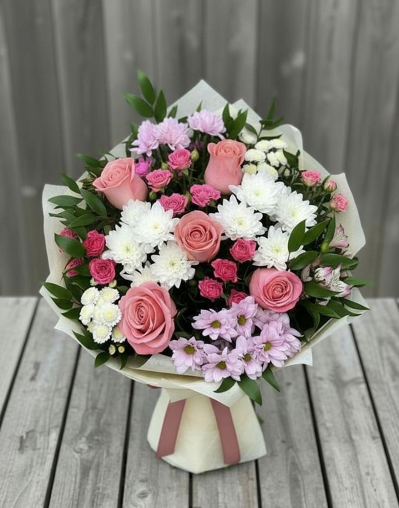 Букет цветов из: Альстромерии, Гвоздики, Розы и Хризантемы в городе Грязи