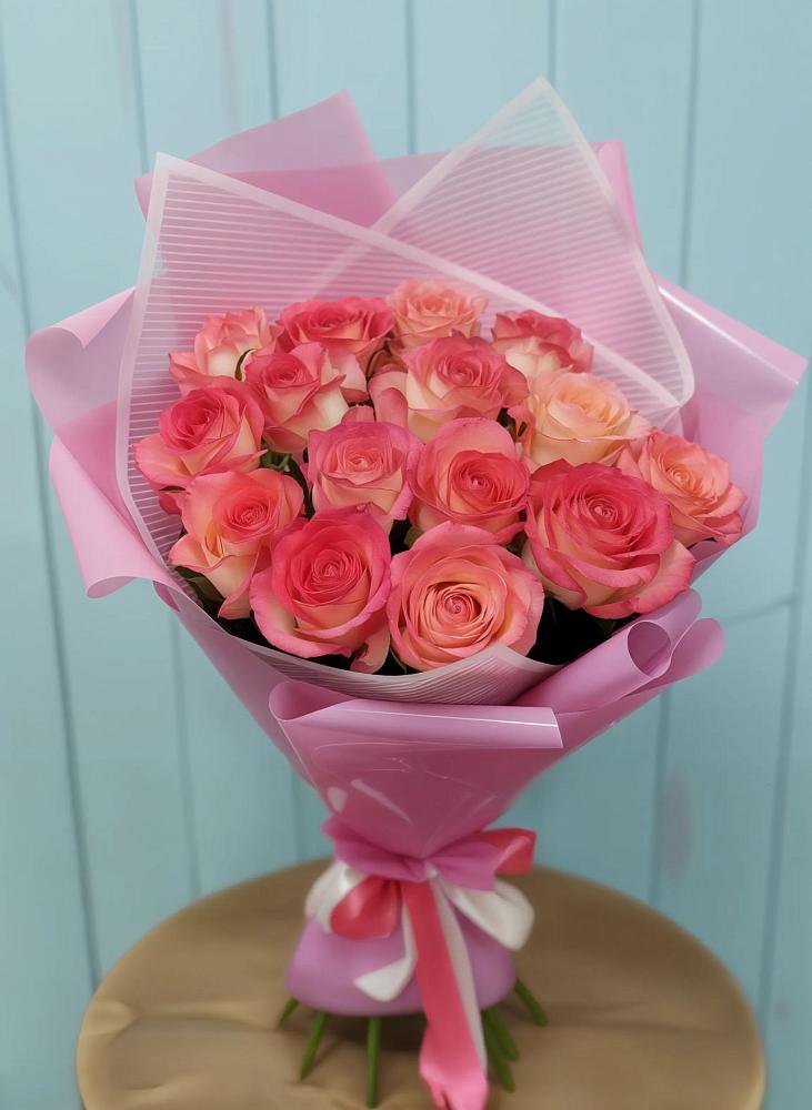 Букет 15 Розовых роз Равель в городе Грязи