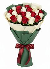 Букет Микс из красных и белых роз в городе Грязи