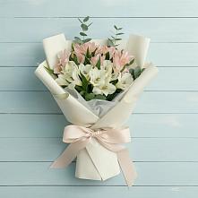 Букет цветов из:  Альстромерии в городе Грязи