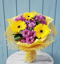 Букет цветов из:  Хризантемы и Герберы #REPLACE_PRED# городе Грязи