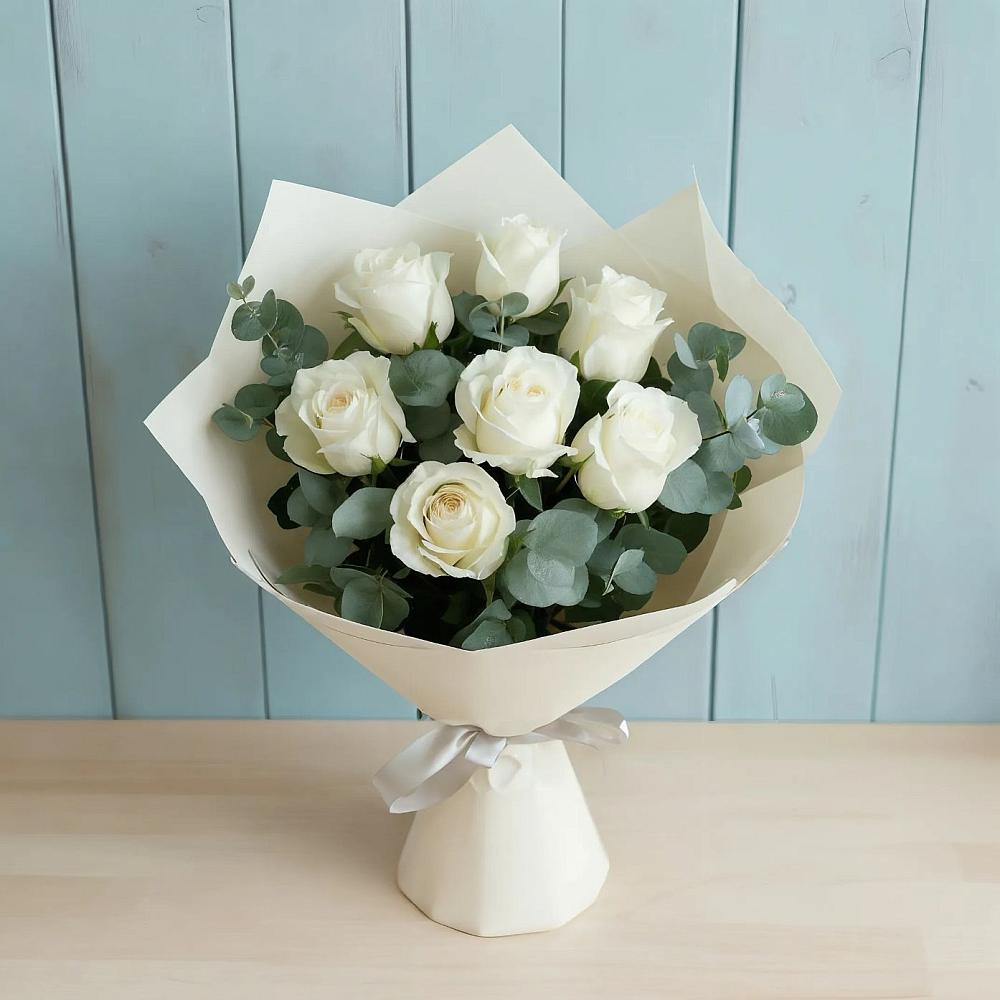 Букет Белые розы в Эвкалипте в городе Грязи