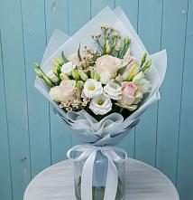 Букет цветов из:  Розы и Лизиантусы в городе Грязи