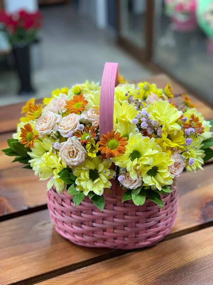 Цветочная композиция из Хризантемы и Розы в корзине в городе Грязи